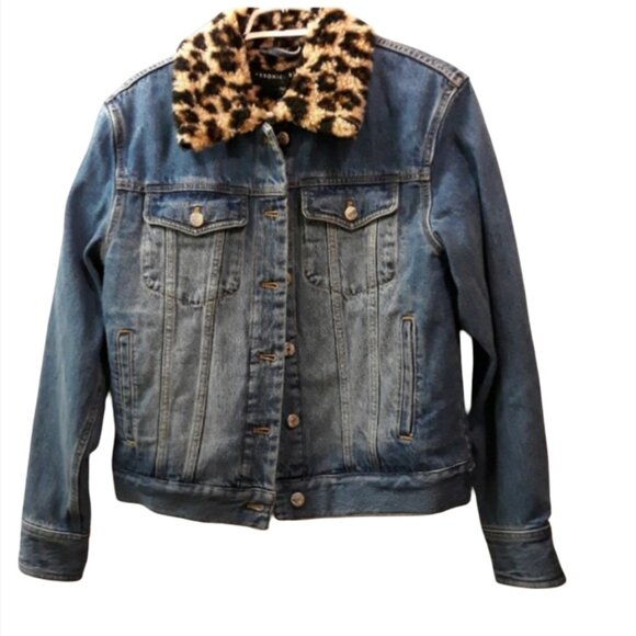 NEW Veronica Beard Tilia Sherpa Boyfriend Jean Jacket Leopard Lining - Small - Picture 1 of 15